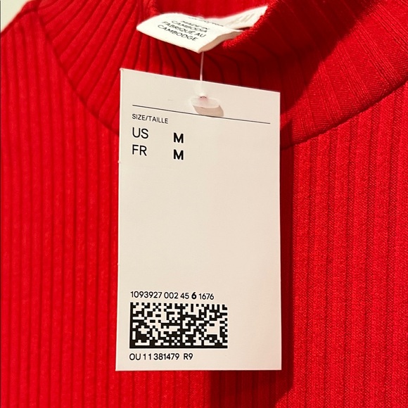 H&M Vibrant Red Long Sleeve Mockneck Dress - Picture 3 of 5